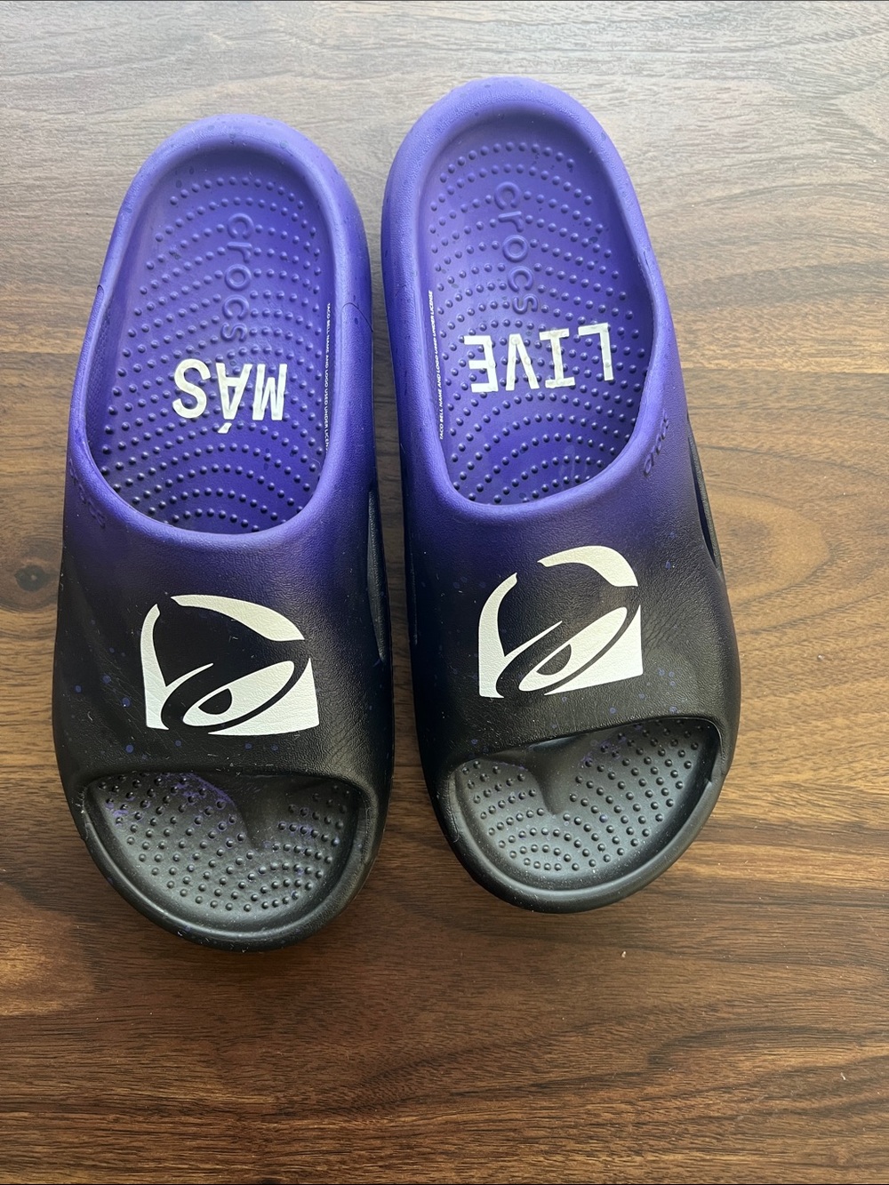 🔔Taco Bell x Crocs Live Mas Slides - M6/W8